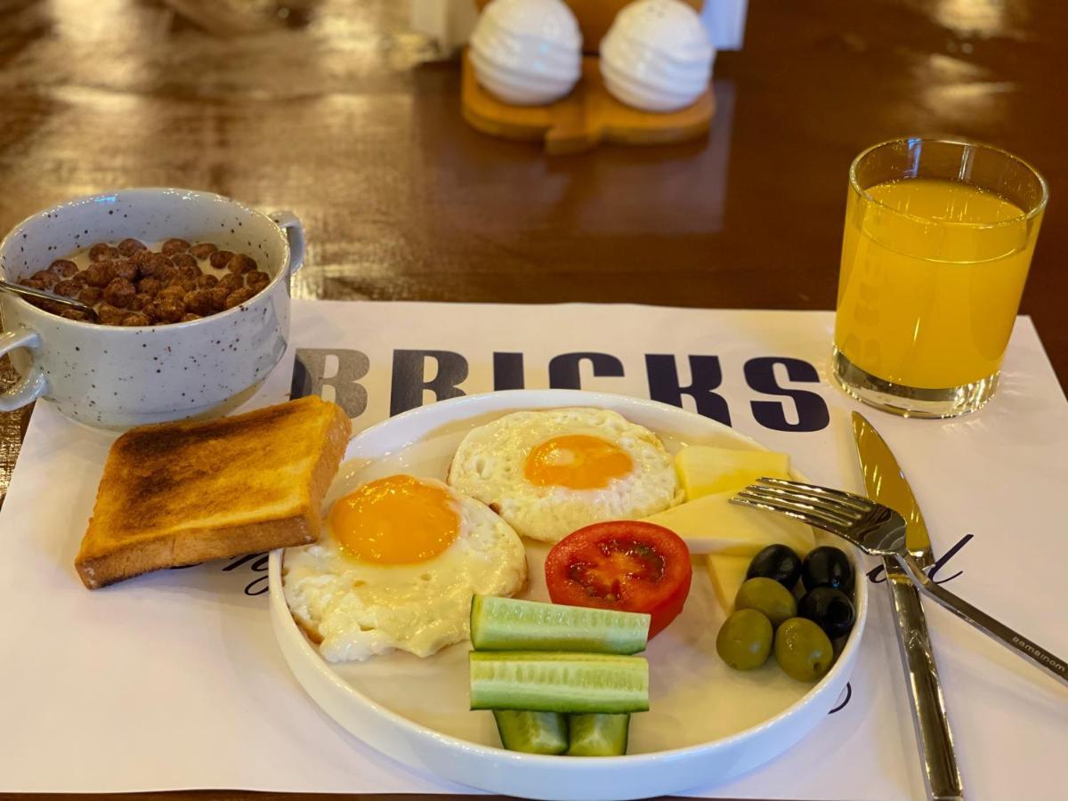 Bricks Hotel Tbilisi Zewnętrze zdjęcie