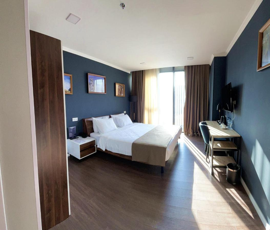 Bricks Hotel Tbilisi Zewnętrze zdjęcie
