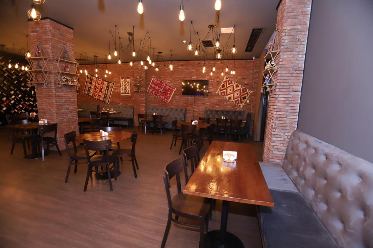 Bricks Hotel Tbilisi Zewnętrze zdjęcie